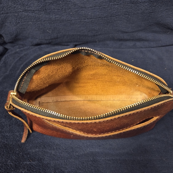 Portland Leather Brown Leather Crossbody - Picture 5 of 8